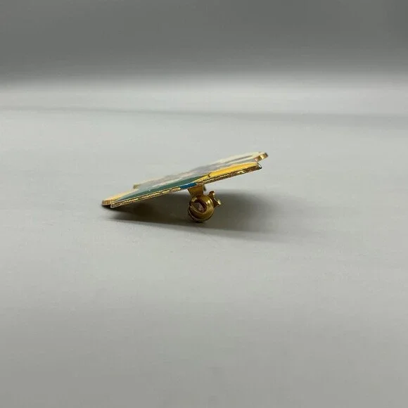 Disney Mickey Mouse Brooch Pin 39mm Gold Tone Enamel Walking Sun Retro Beach - Picture 4 of 12